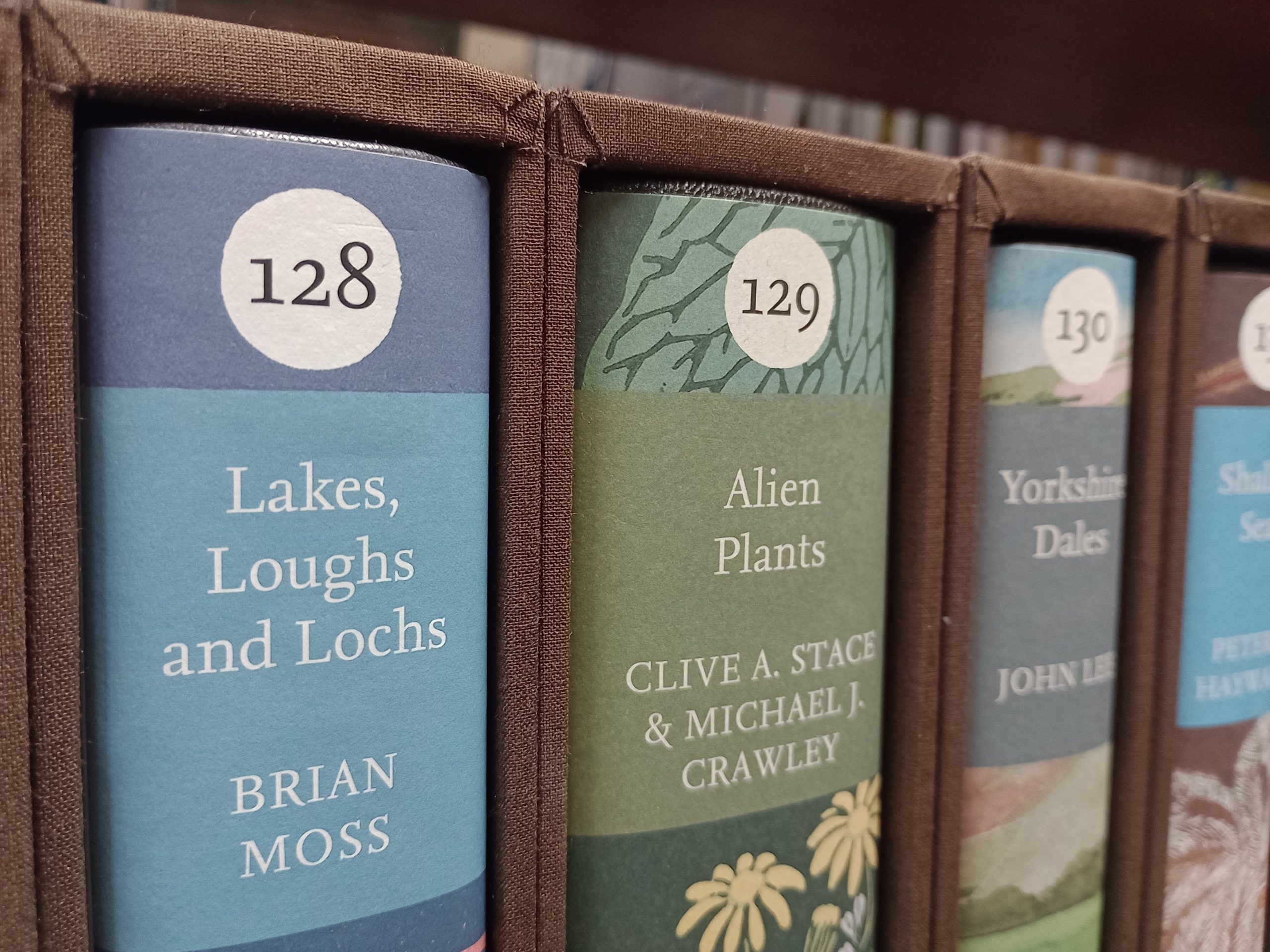 Lakes, Loughs and Lochs: New Naturalist 128: Leather bound - Image 3