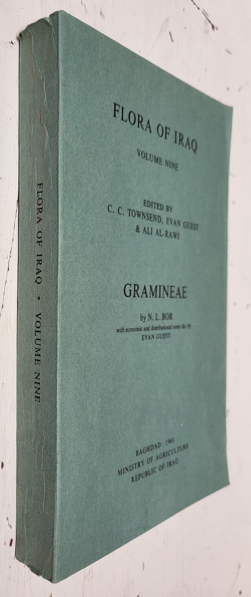 Flora of Iraq: volume 9 (Gramineae)