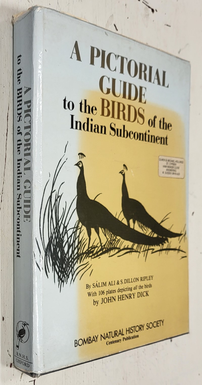 A Pictorial Guide to the Birds of the Indian Subcontinent