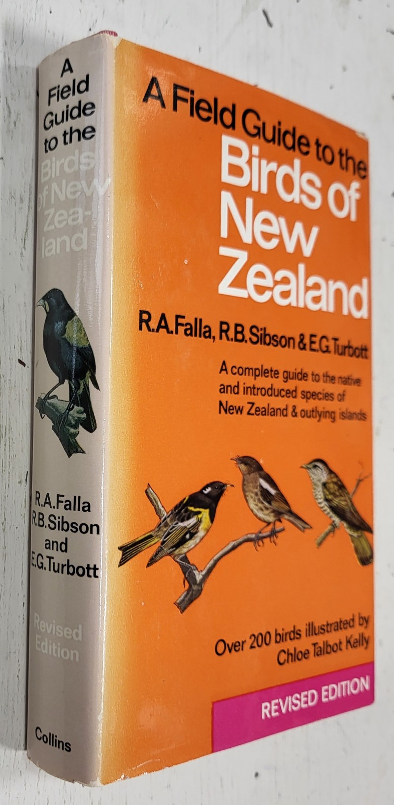 A Field Guide to the Birds of New Zealand