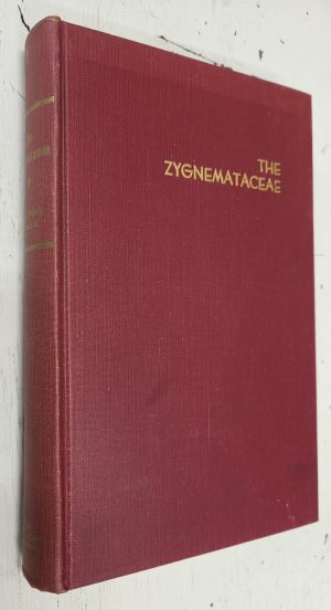 The Zygnemataceae (fresh-water conjugate algae)