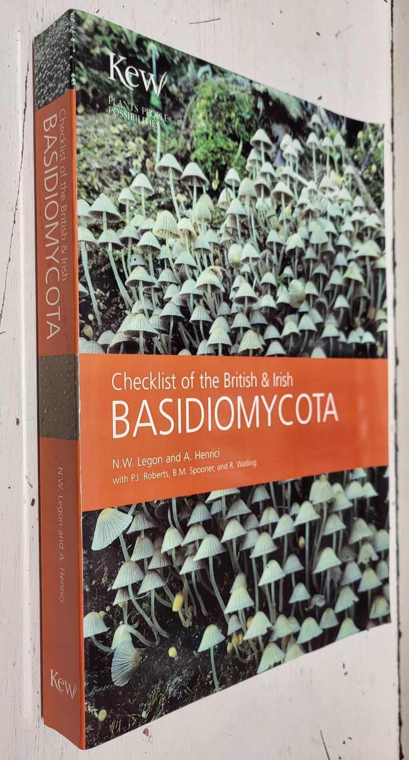 Checklist of the British and Irish Basidiomycota