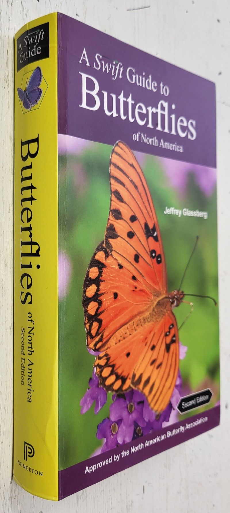 A Swift Guide to Butterflies of North America